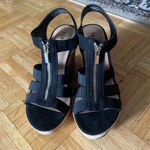 8 WW Torrid Zipper Wedge Sandals